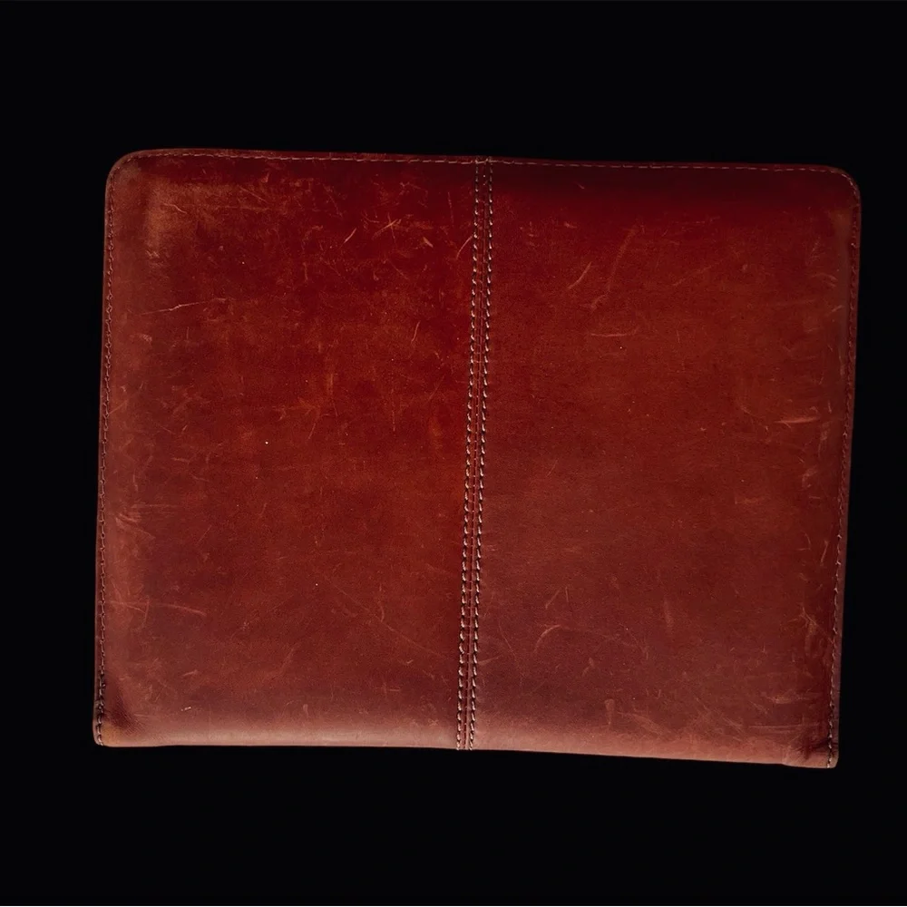 Targus Brown Saddle Leather Case for iPad | Brown | Preowned